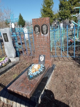 Одиночное воинское захоронение (могила подполковника Коваль Александра Моисеевича.