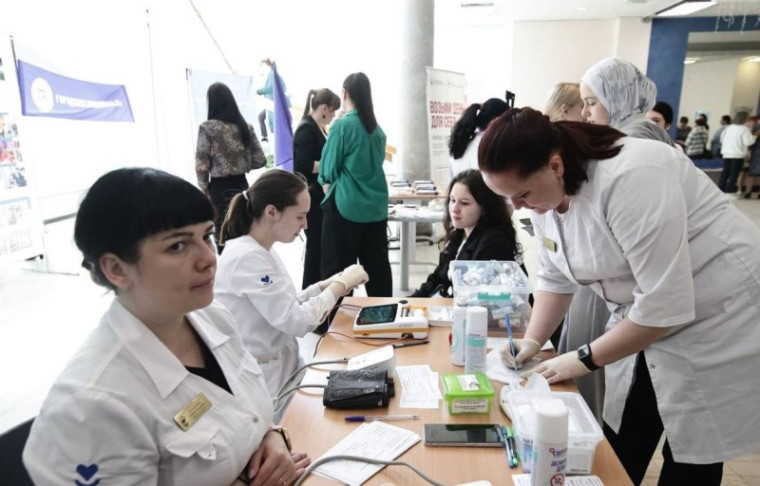 По поручению Губернатора Алексея Русских продолжается работа по реализации нацпроектов «Здравоохранение» и «Демография»  в Ульяновской области.